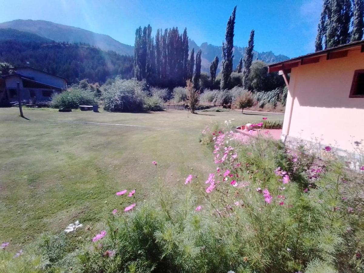 Corinto Hostel El Bolsón エクステリア 写真