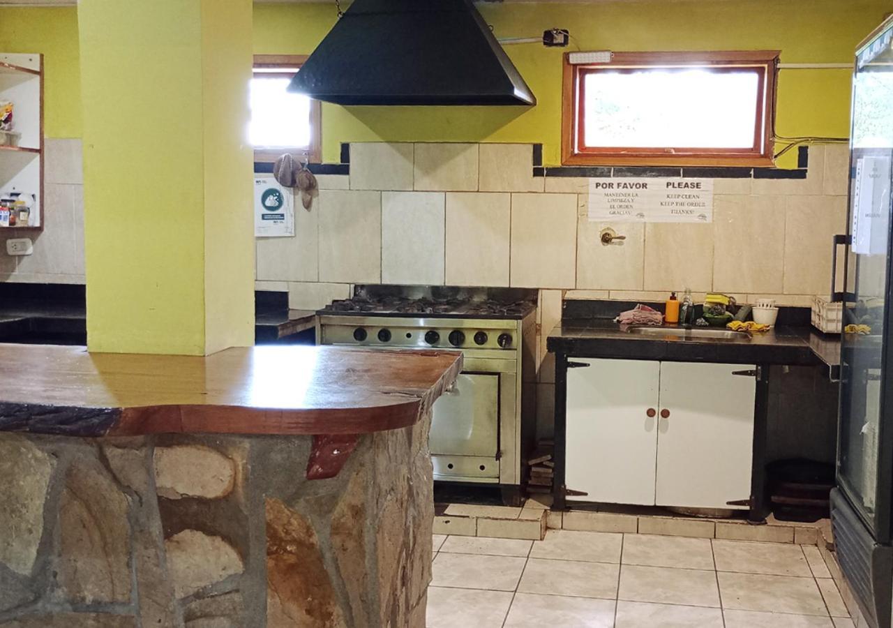 Corinto Hostel El Bolsón エクステリア 写真