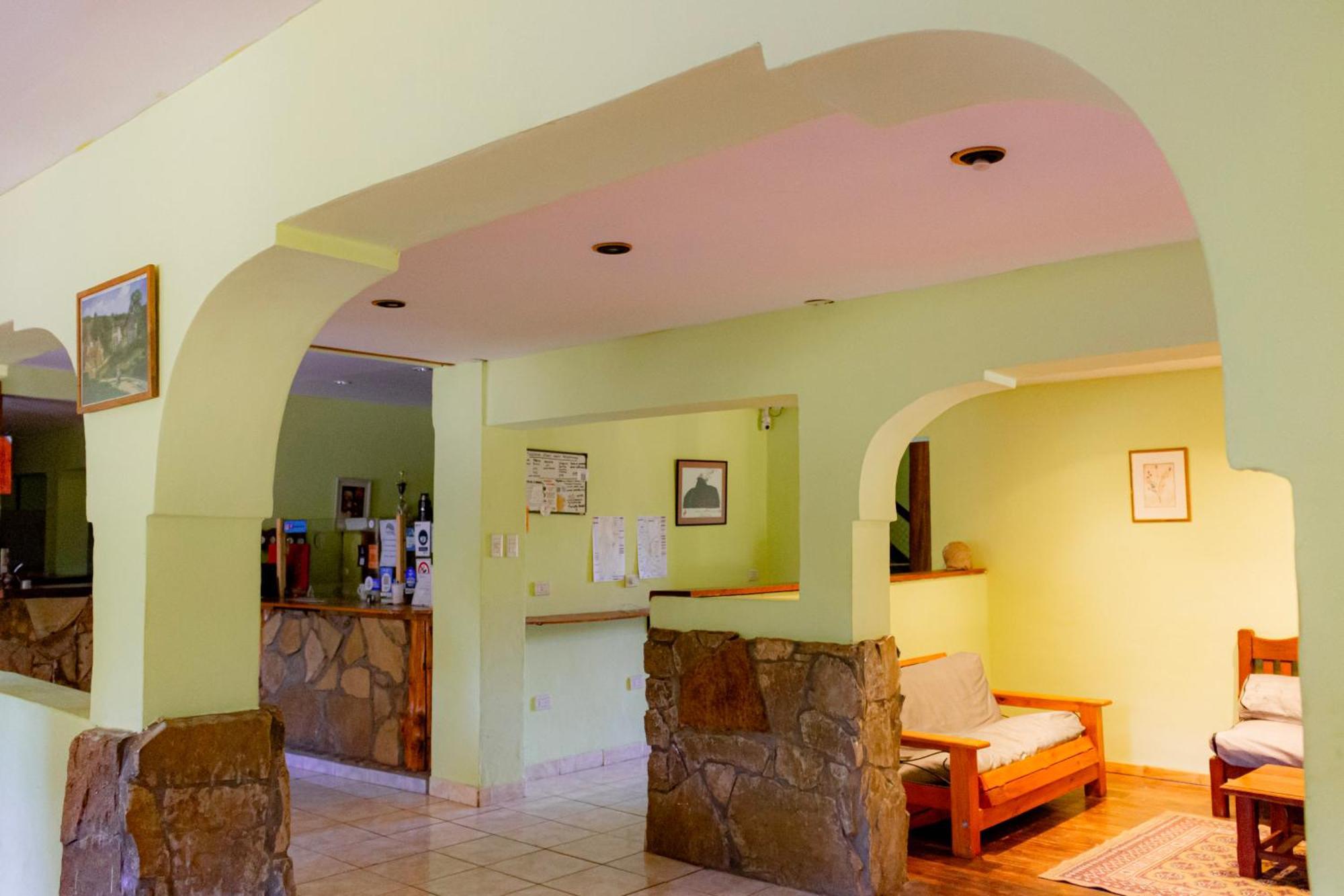 Corinto Hostel El Bolsón エクステリア 写真